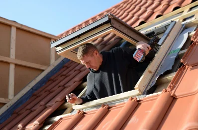 Pose de fenêtres de toit Velux à Cozzano